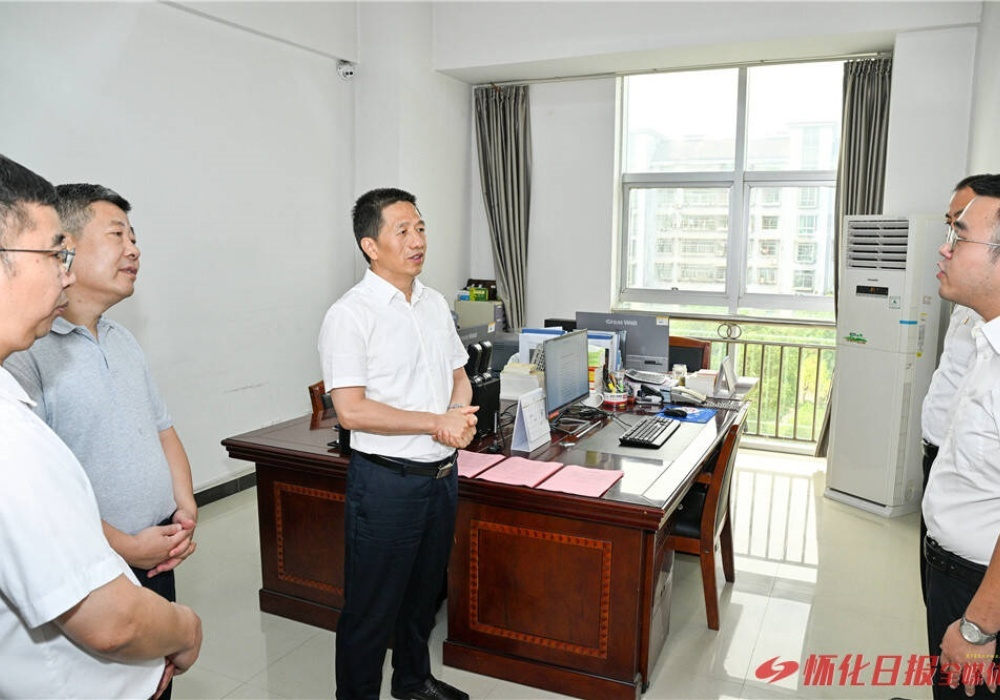 许忠建专题调研民生实事和社会保障工作