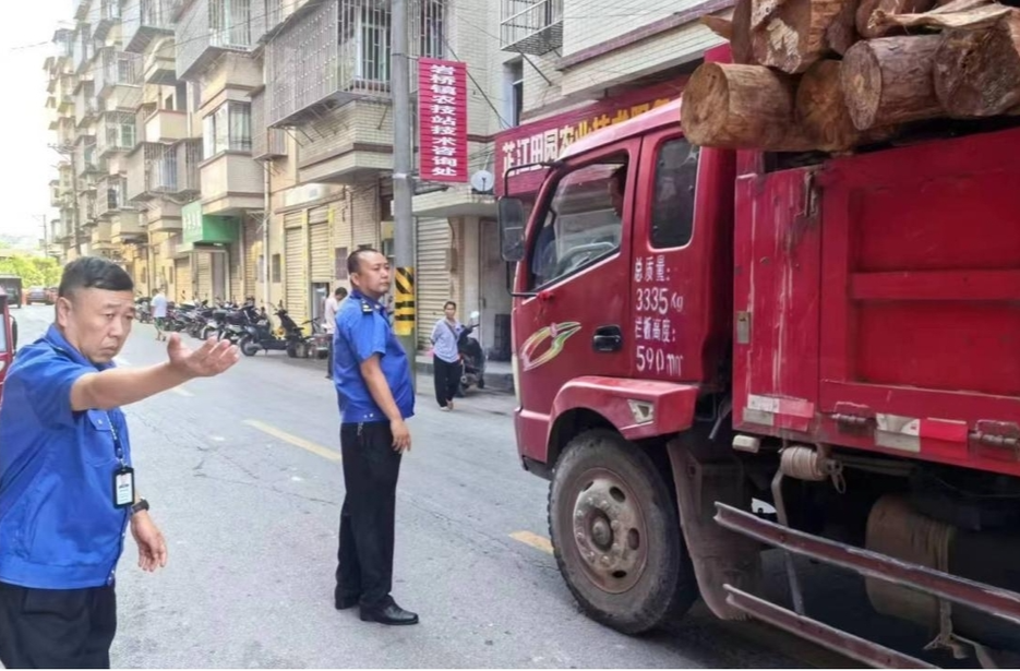 岩桥镇：开展道路交通安全排查