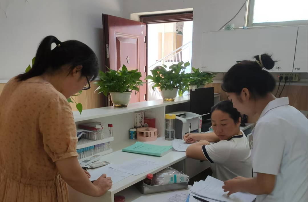 芷江卫健局开展医疗机构生态环保专项督查