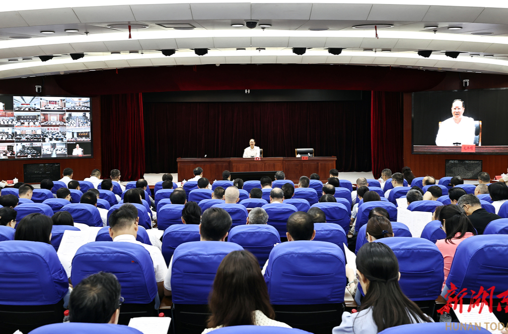 毛伟明赴省财政厅宣讲党的二十届三中全会精神