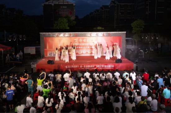 湖南芷江：红色故事宣讲进社区 “芷音有理”凝人心