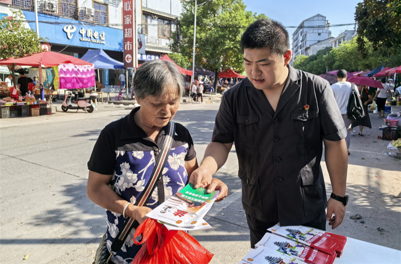 芷江人民法院：推进“党建+普法”深度融合 打造治理新格局