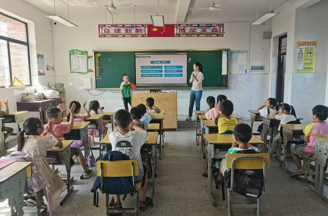 芷江妇联：讲好开学第一课 护航未成年人成长