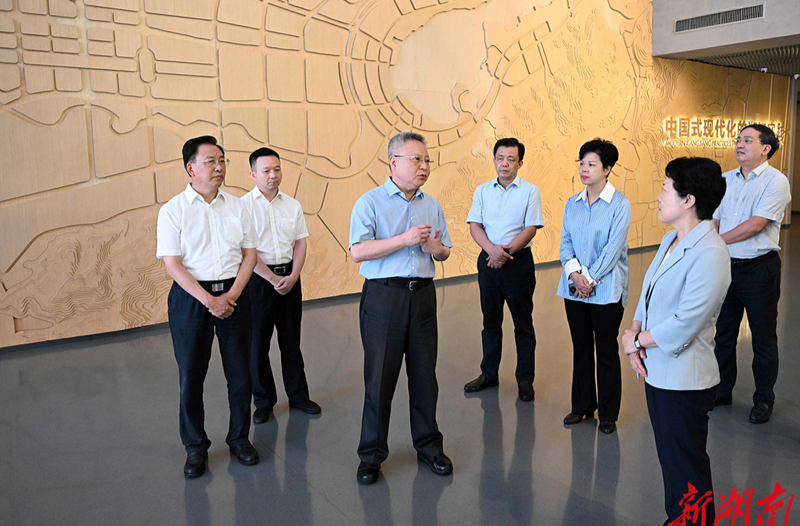 沈晓明调研湘江新区经济社会发展情况