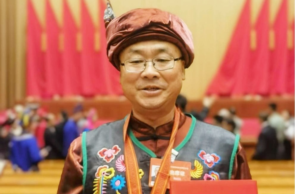 唐刚刚：把铸牢中华民族共同体意识教育贯穿学校教育全过程