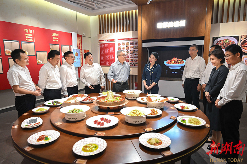沈晓明专题调研湘菜产业