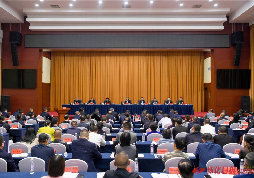 许忠建：奋力完成全年目标任务