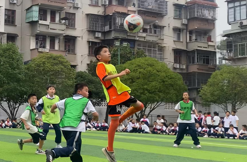 城南小学第八届校园足球联赛圆满落幕