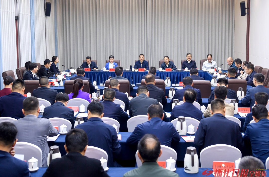 许忠建：大力扶持企业上市 加快健全投融资体系