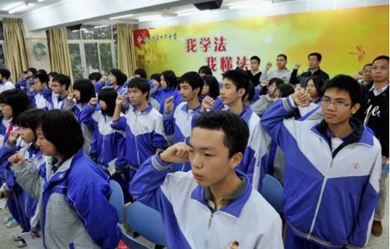 让宪法精神照亮美丽中国
