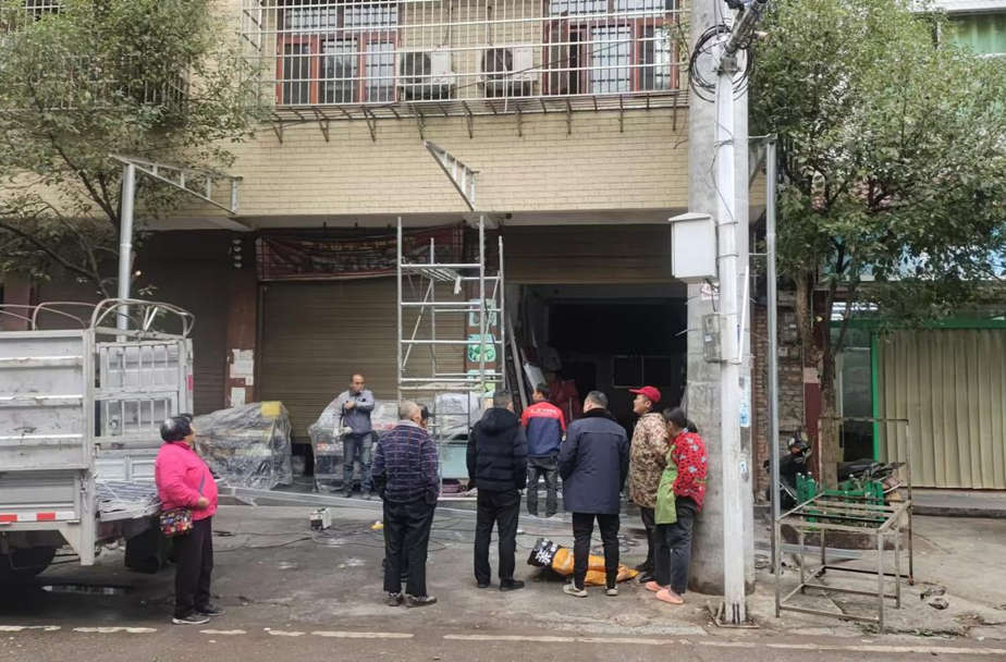 罗卜田乡：大力整治出店经营 全面提升集镇形象