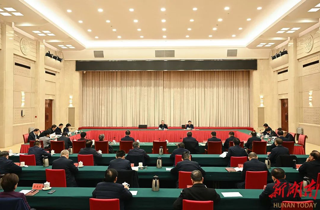 持续整治形式主义为基层减负！湖南省委开展集体学习再强调
