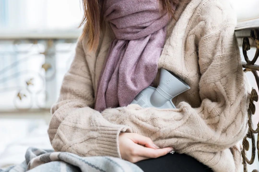 冬季容易手脚冰凉，在饮食上要注意什么？如何增强阳气、提高抗寒能力？| 时令节气与健康