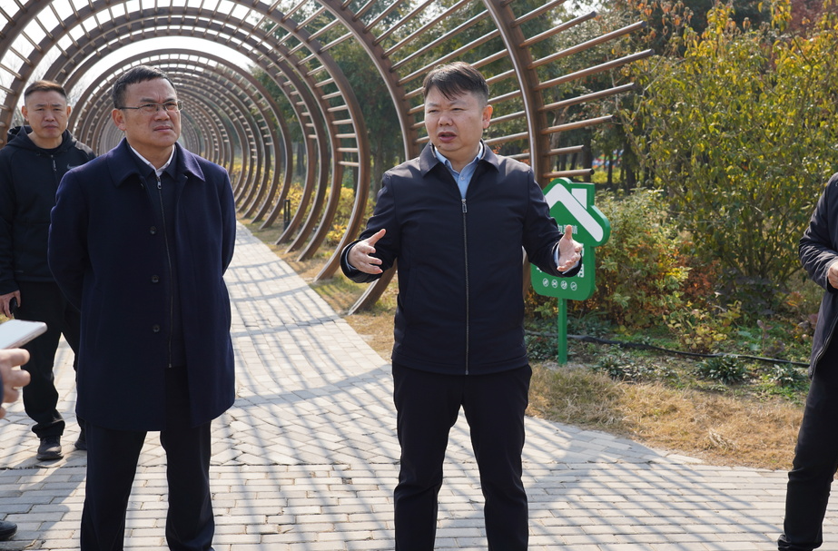 梁志平调研系列重点项目建设工作