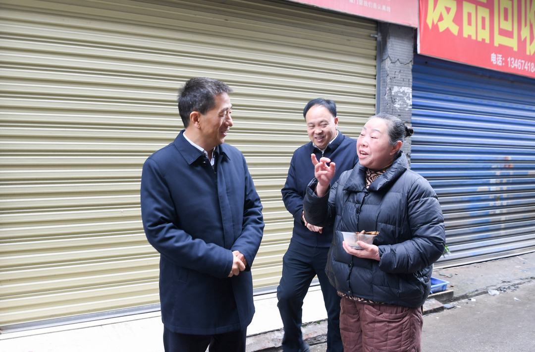 许忠建：持续开展安全隐患排查整治 切实维护群众生命财产安全