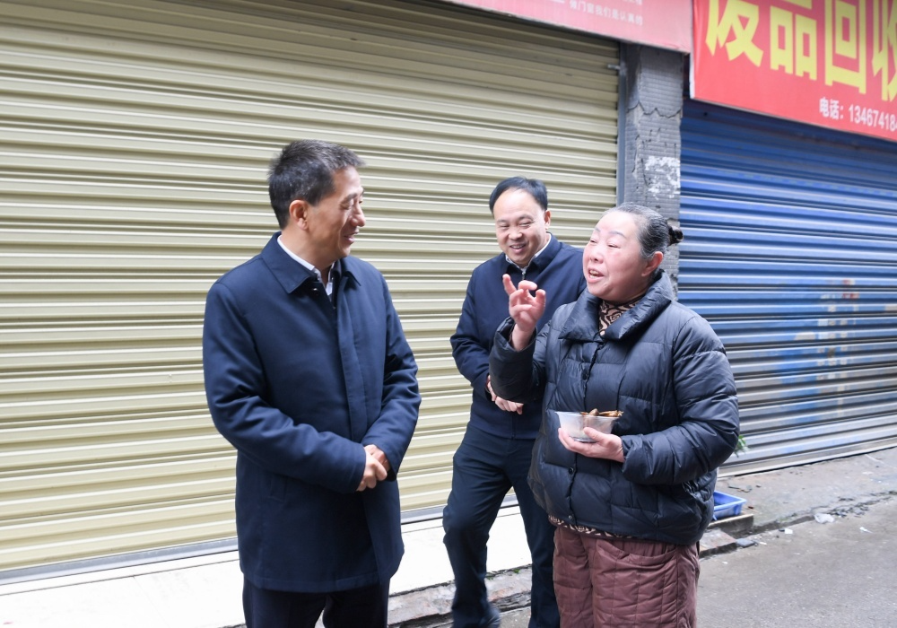 许忠建：持续开展安全隐患排查整治 切实维护群众生命财产安全
