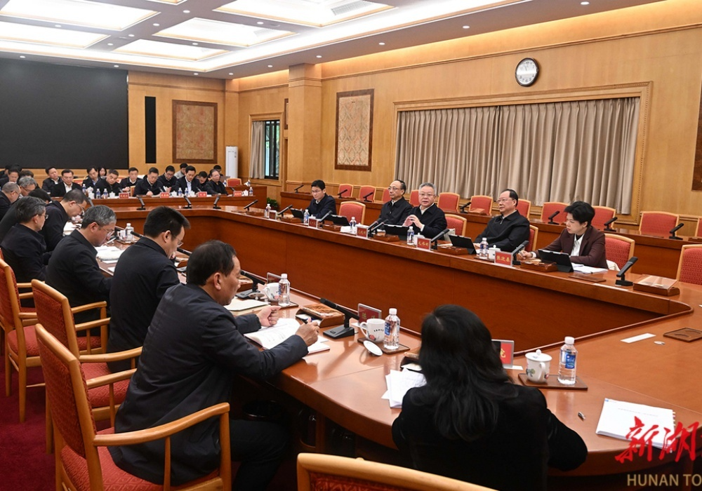 沈晓明：坚持抓重点补短板 持续用力打造具有核心竞争力的科技创新高地