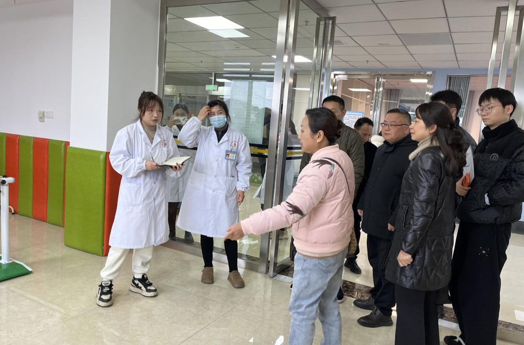 怀化市残联对芷江妇幼保健院脑瘫儿童康复救助定点服务机构开展考察评审