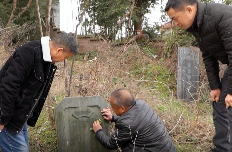 跨越八十年的寻找：抗战英雄邱正卿埋骨安徽 或是芷江邱氏族人