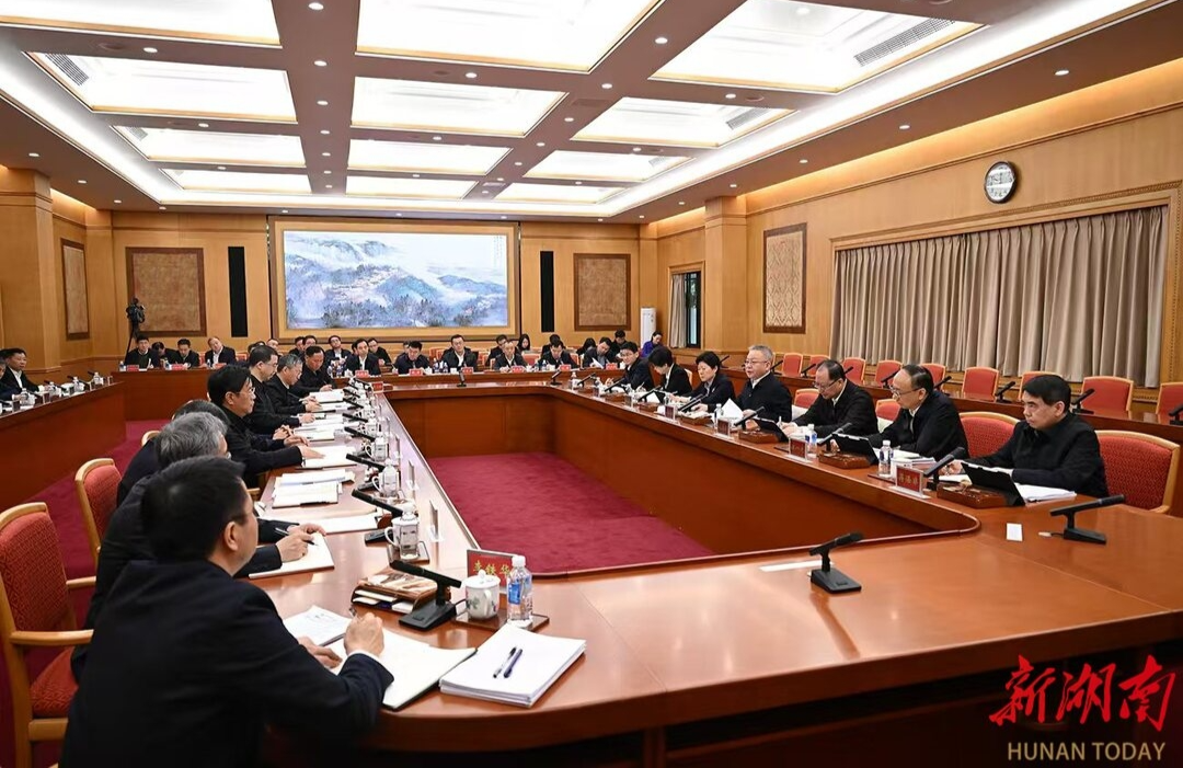 沈晓明：大力实施人才强省战略