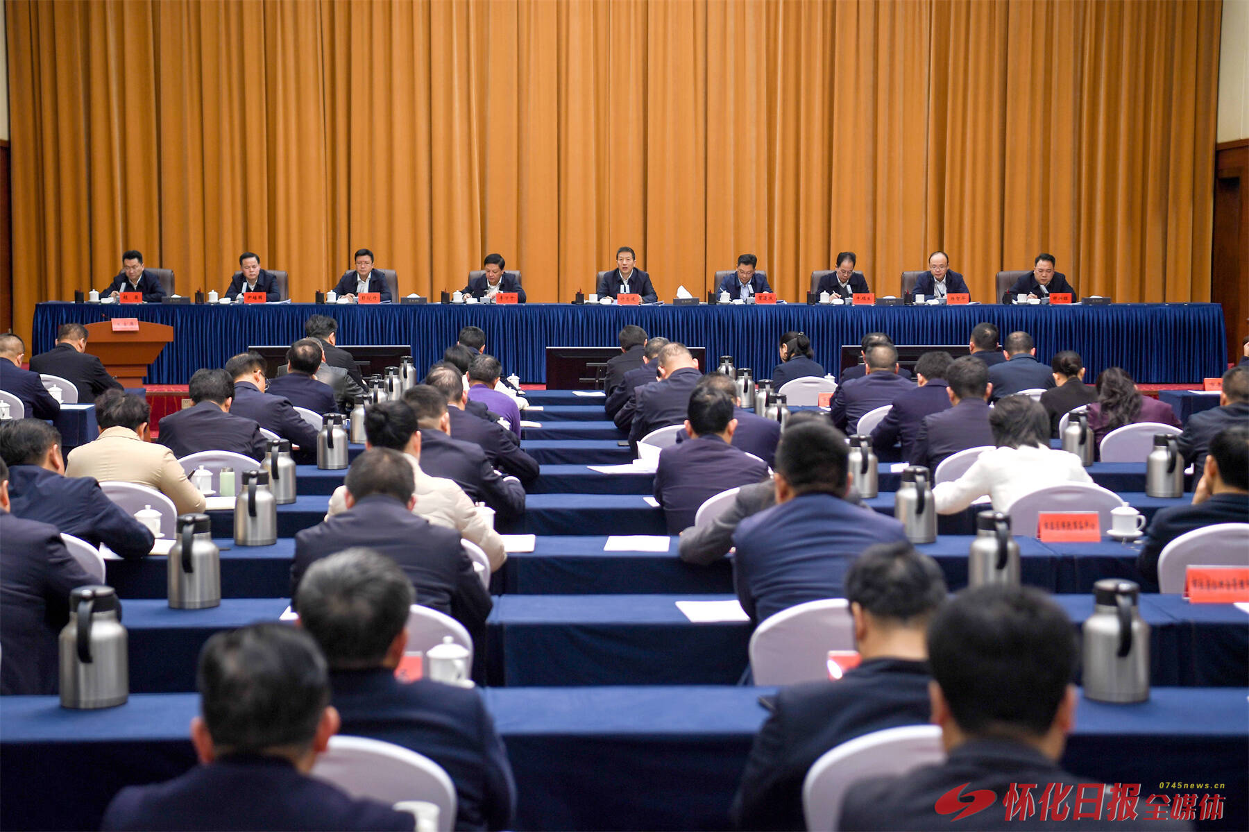 許忠建在2025年全市防汛備汛動員部署會議上強調(diào)：堅決打好打贏防汛備汛硬仗