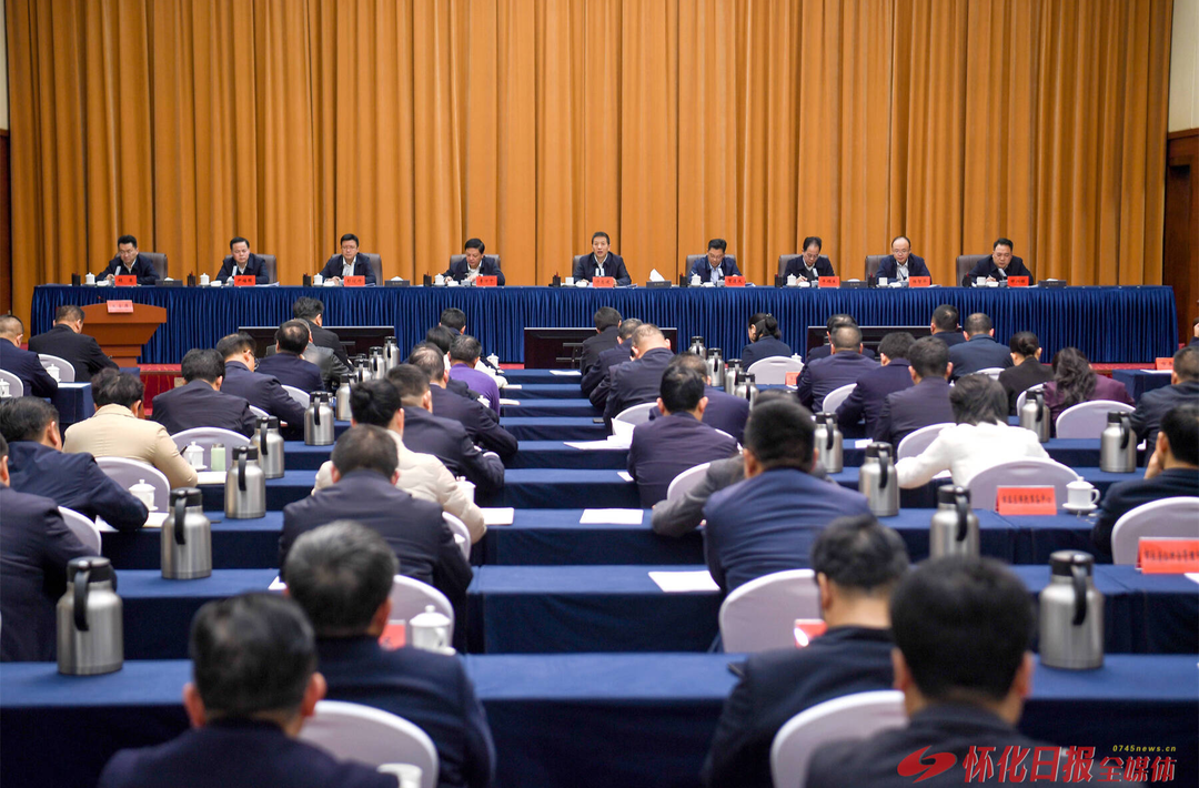 ​许忠建在2025年全市防汛备汛动员部署会议上强调：坚决打好打赢防汛备汛硬仗