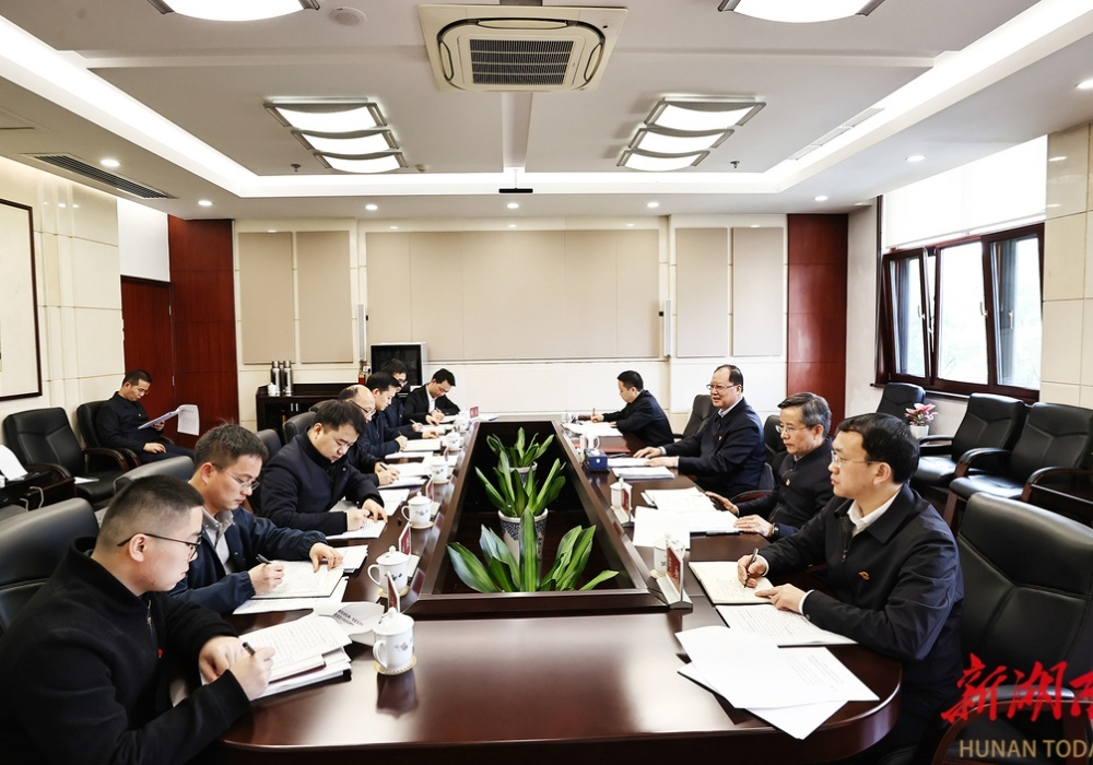 毛伟明参加所在党支部组织生活会