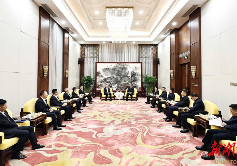 省政府与中建集团举行工作会谈 毛伟明郑学选出席