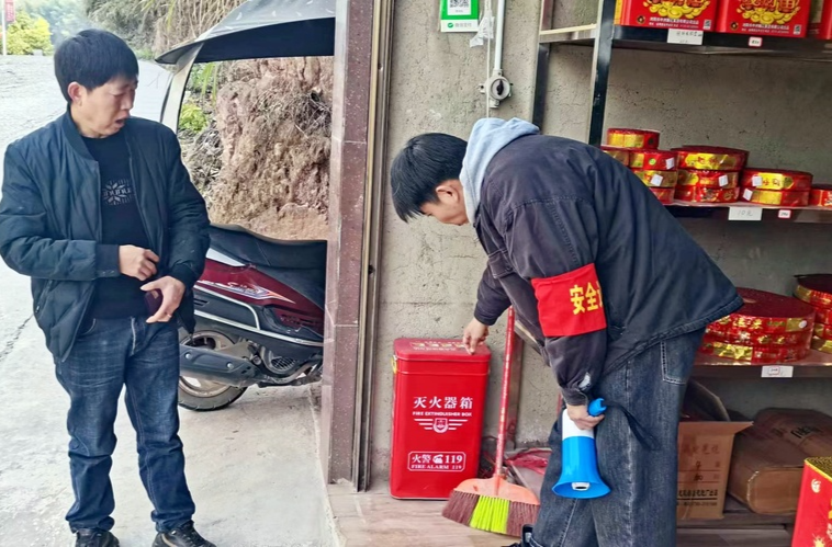 罗卜田乡：严把清明节烟花爆竹安全关