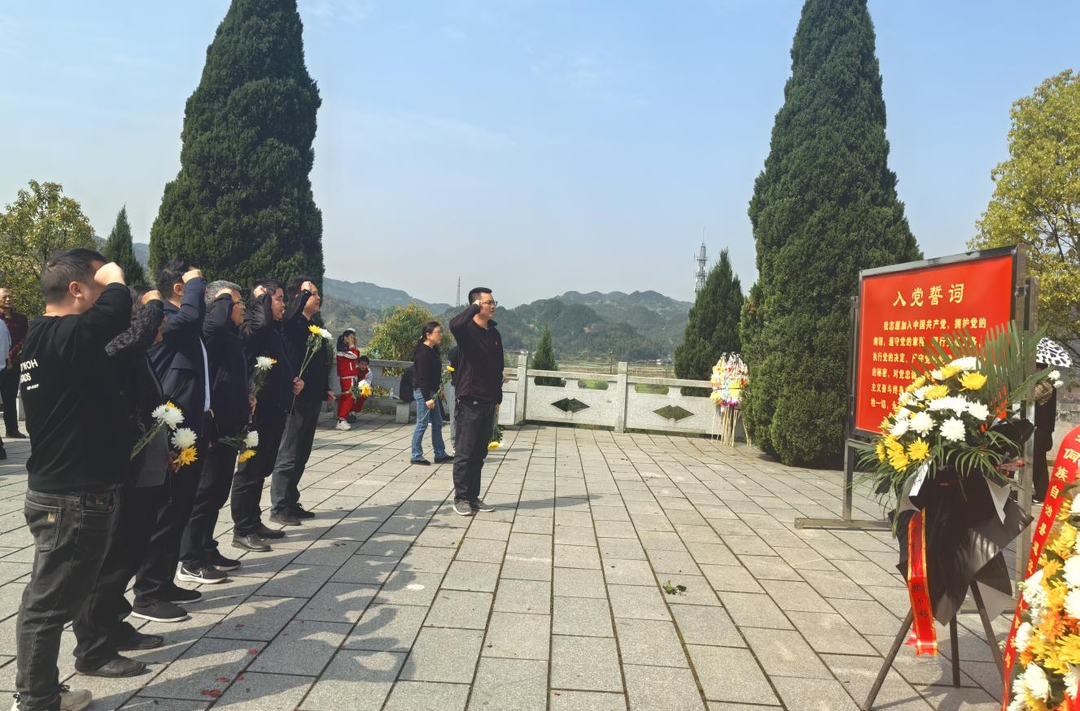芷江退役军人事务局：清明祭英烈，精神永传承