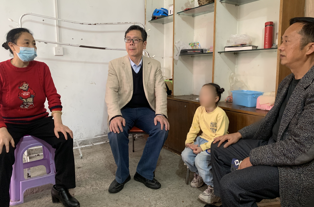 芷江：人间四月天 书香润童心