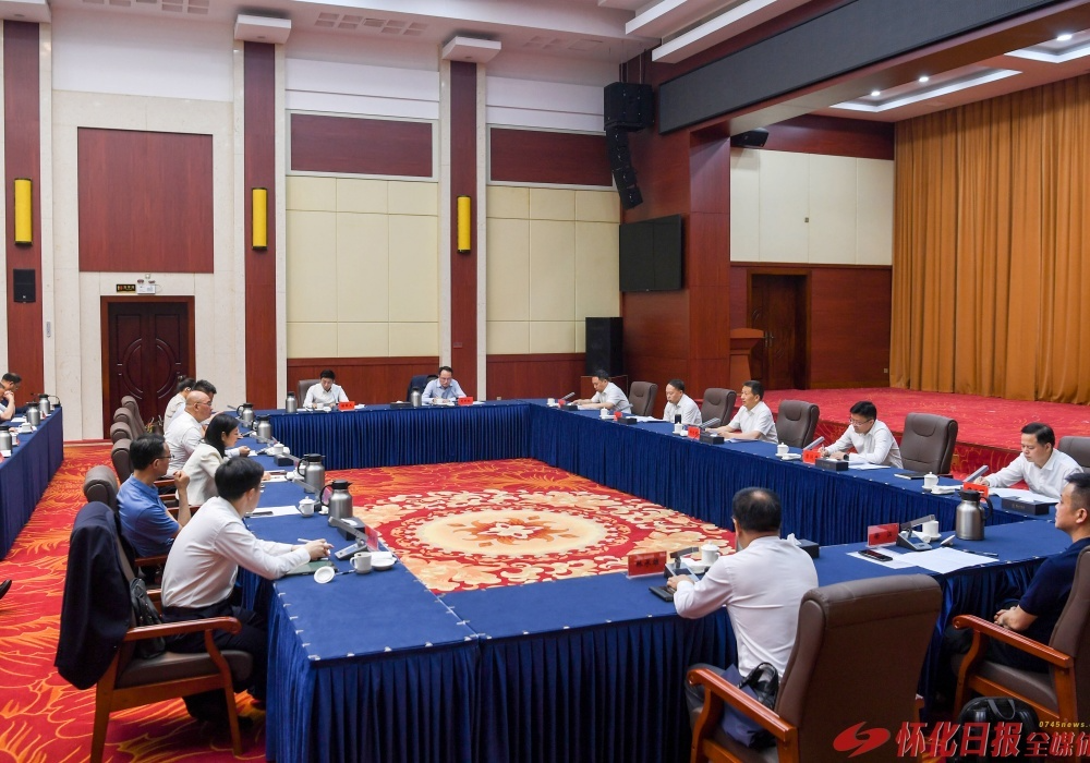 许忠建：奋力开创全市民营经济高质量发展新局面