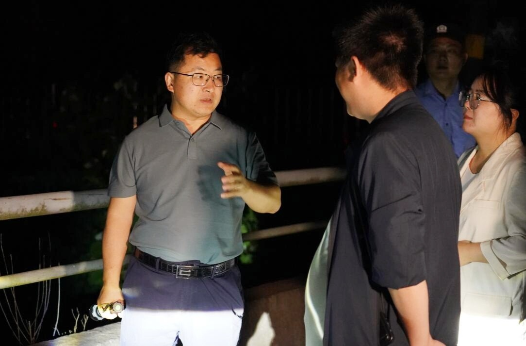 我县开展禁捕退捕夜间突击行动