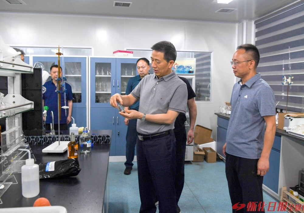 许忠建督导检查舞水河、太平溪水质监测工作时强调 举一反三强化措施 确保供水用水安全