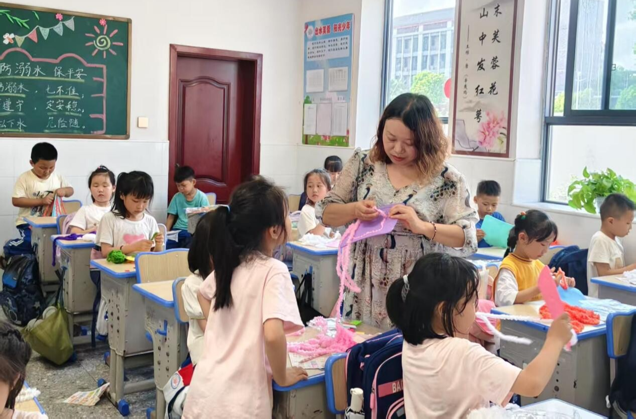 家校携手 编织劳动教育新课堂