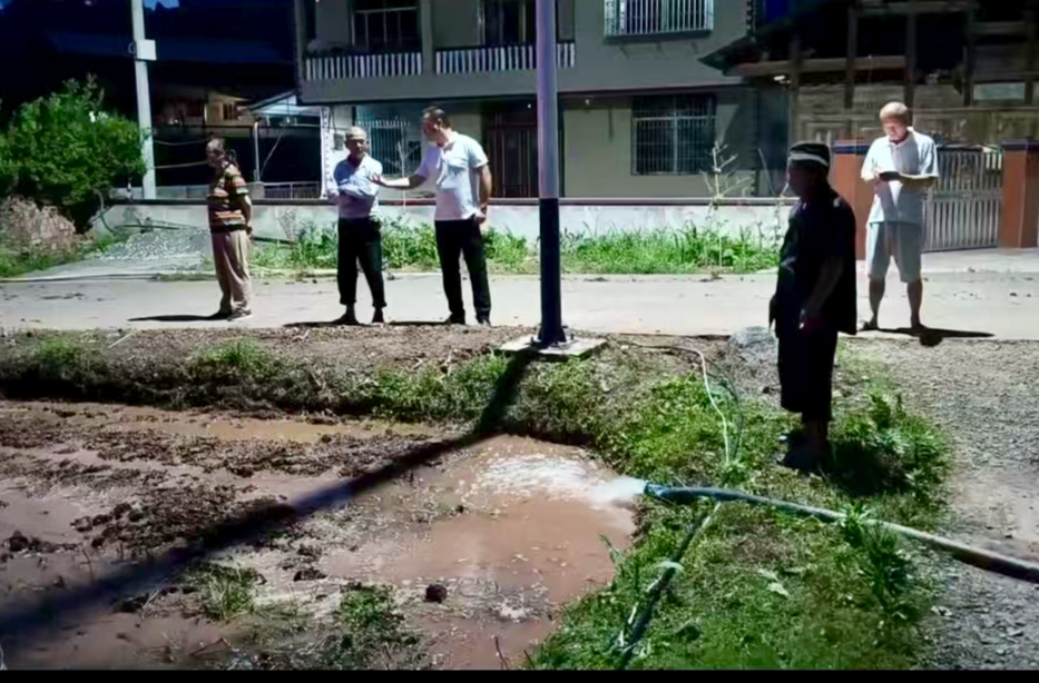 晓坪乡小冲村：干群齐心战旱情 众志成城护春耕