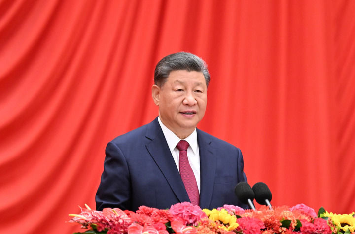 习近平同法国总统马克龙通电话