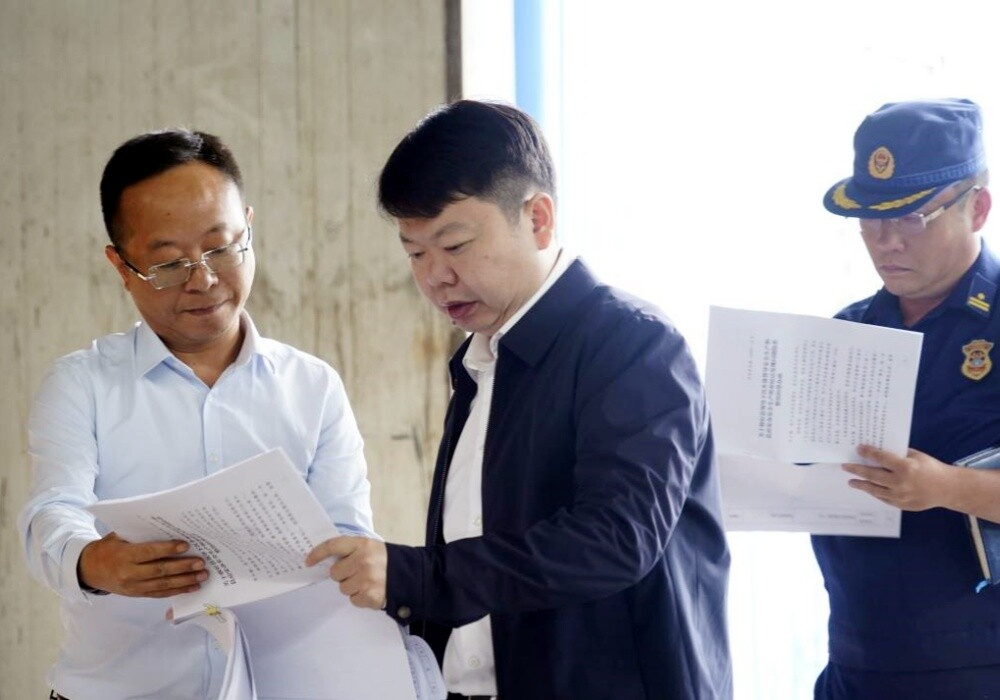 梁志平以“四不两直”方式赴乡镇督导检查安全生产工作