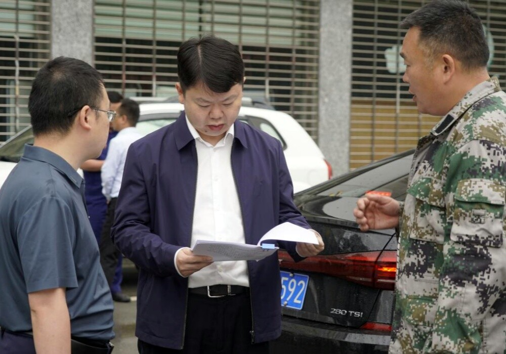 县委书记梁志平赴罗旧等乡镇调研深入贯彻中央八项规定精神学习教育开展情况