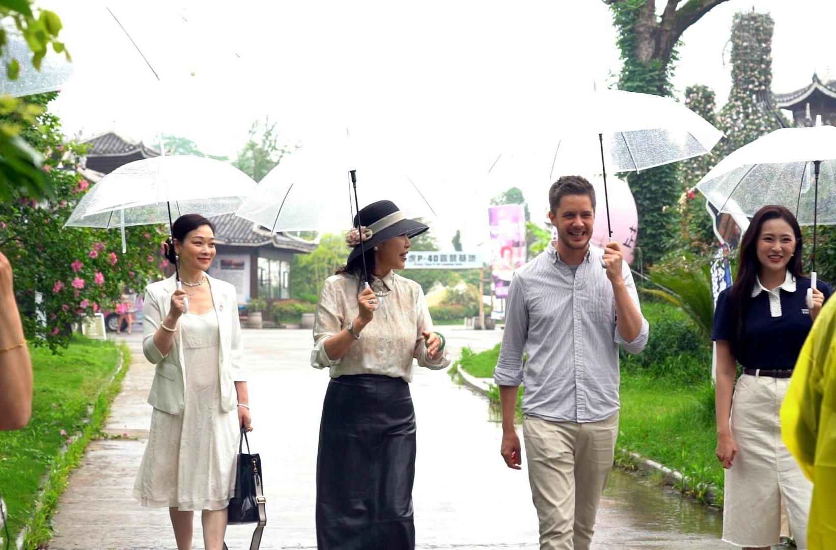 湖南卫视携手法国名厨戴广坦来芷江探秘湘菜文化