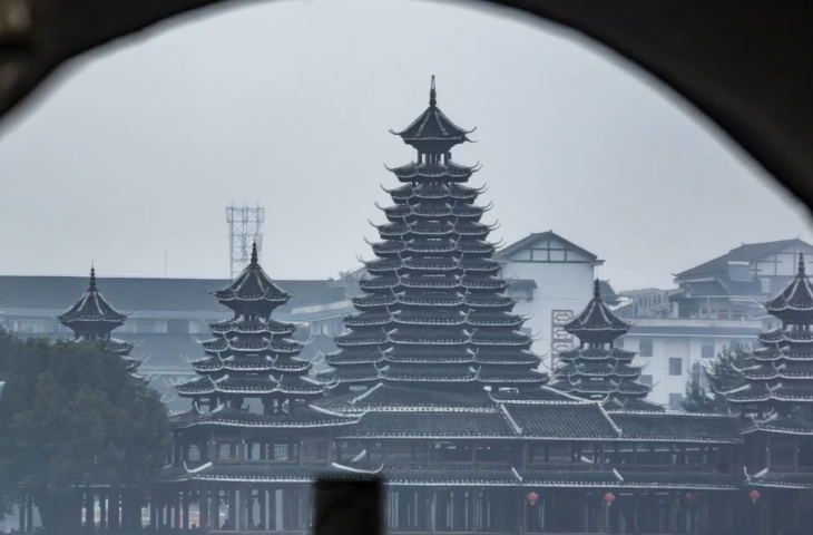 视频 | 烟雨浸染芷江城，水墨丹青入画来