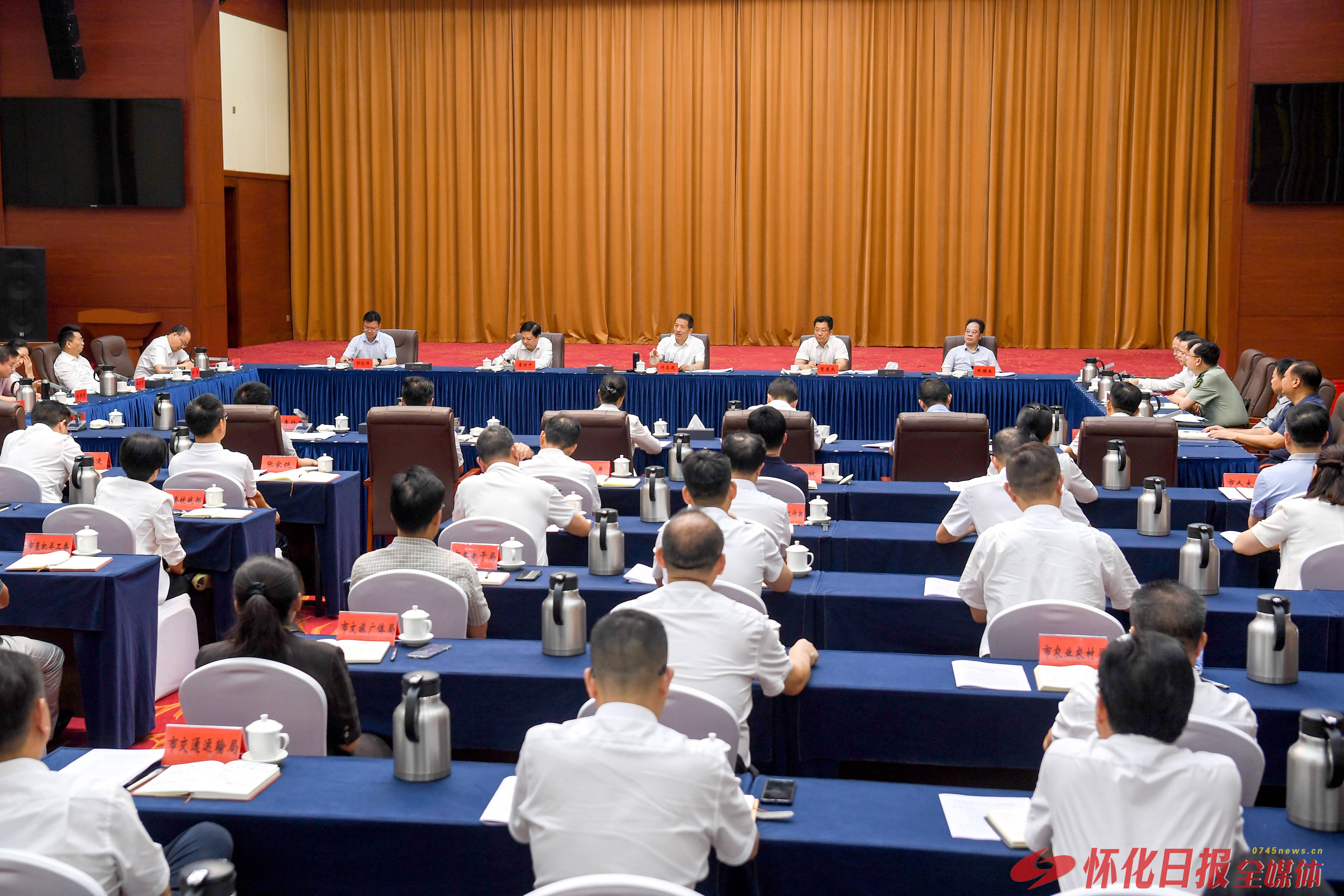 許忠建：動(dòng)真碰硬抓好整改整治 推動(dòng)學(xué)習(xí)教育見行見效