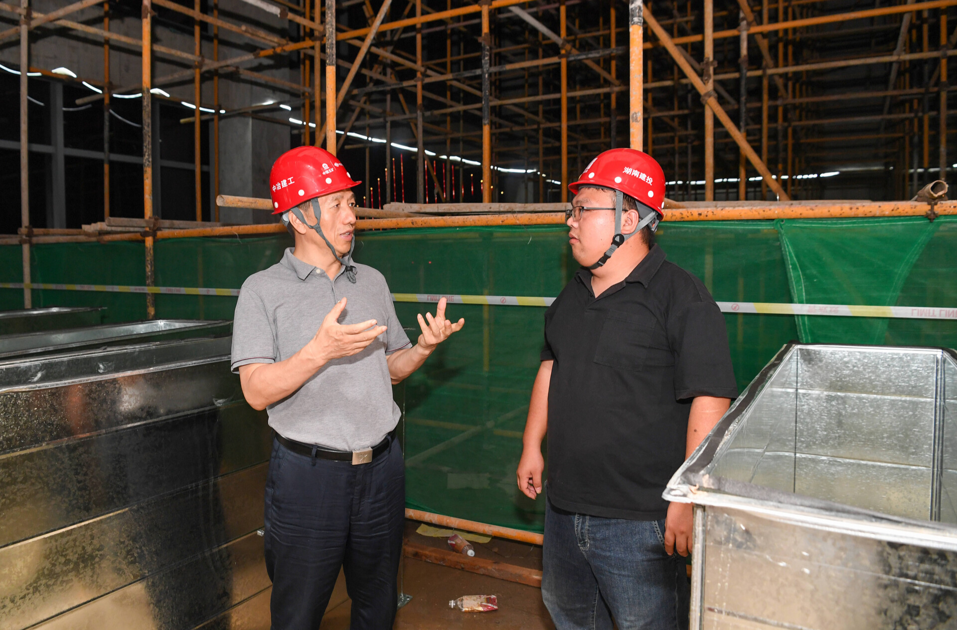 许忠建在主城区检查督导重点文旅项目施工组织情况