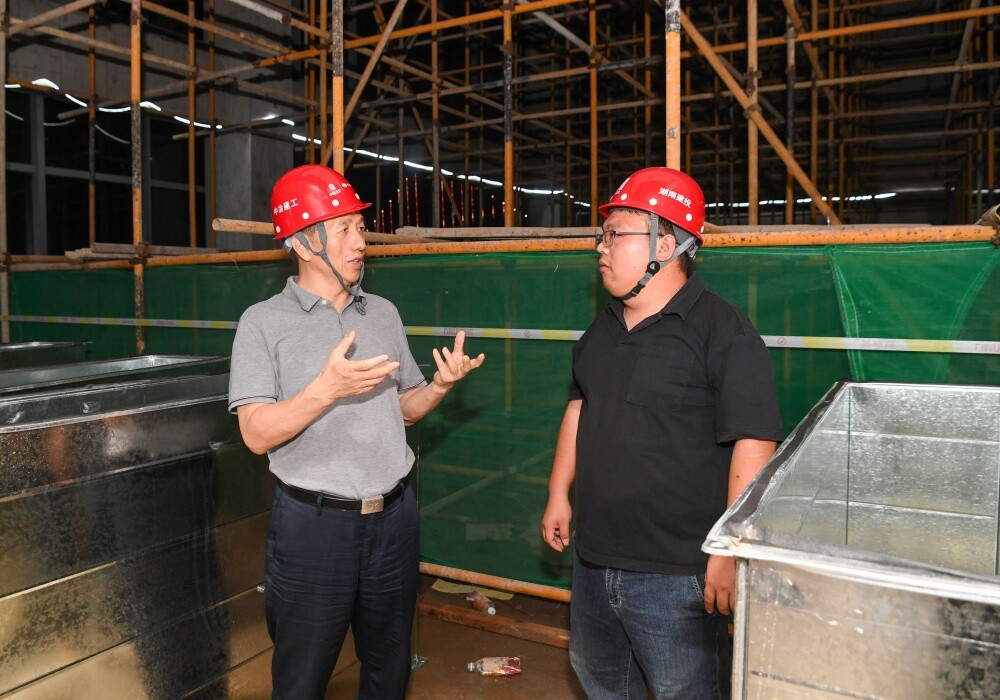 许忠建在主城区检查督导重点文旅项目施工组织情况
