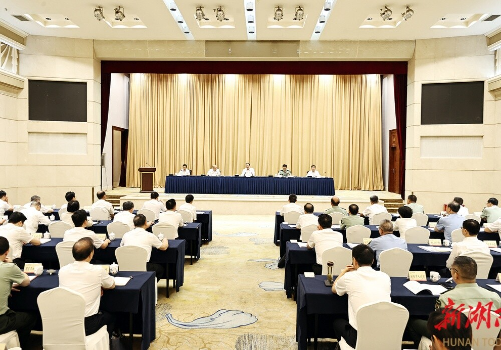 毛伟明：巩固发展军政军民团结 齐心谱写双拥时代新篇