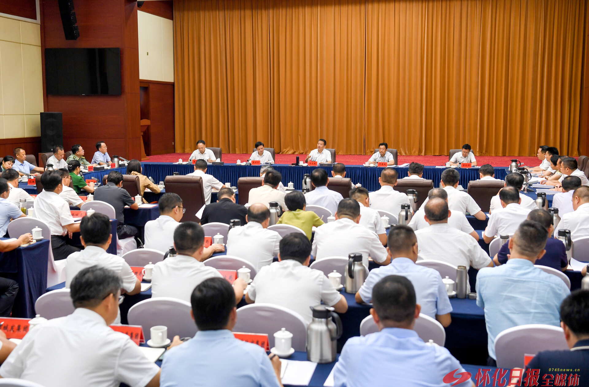 许忠建主持召开第五届湖南旅游发展大会怀化市执行委员会第八次会议