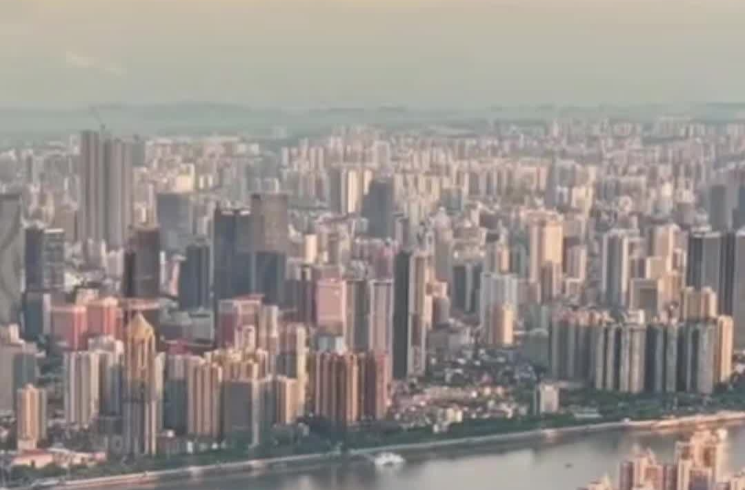 局地将达39℃以上，湖南继续发布高温橙色预警