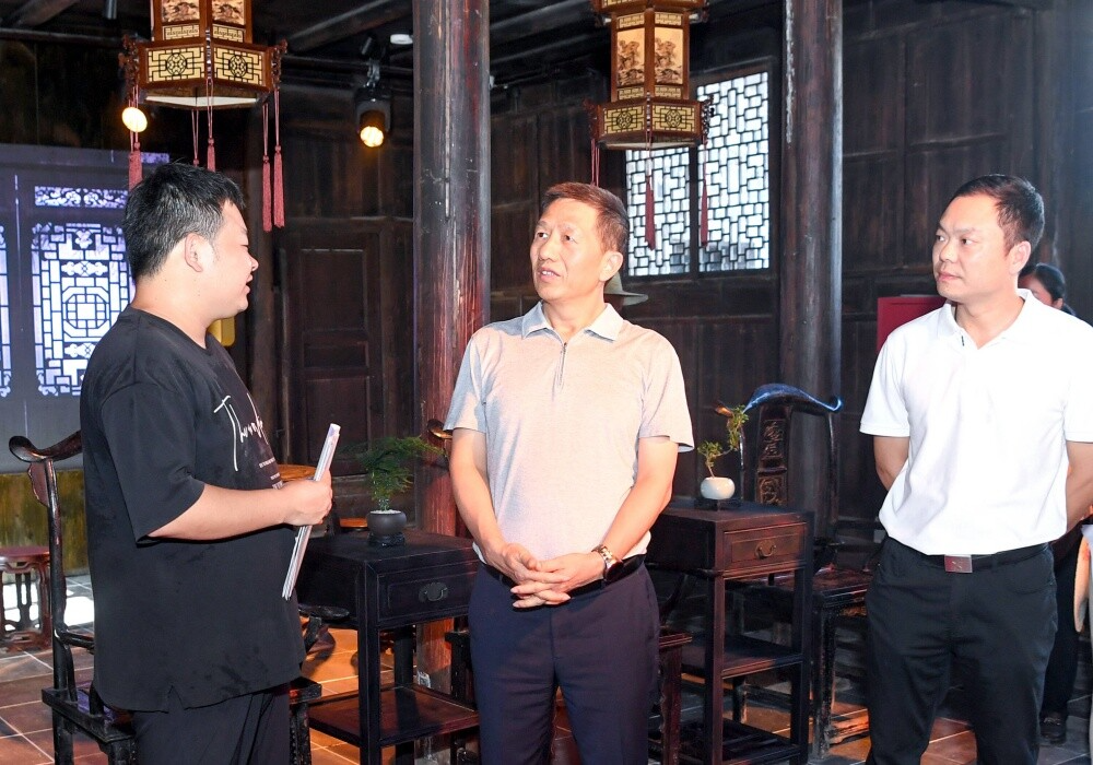 许忠建专题调研城市品质提升项目和重点文旅项目建设