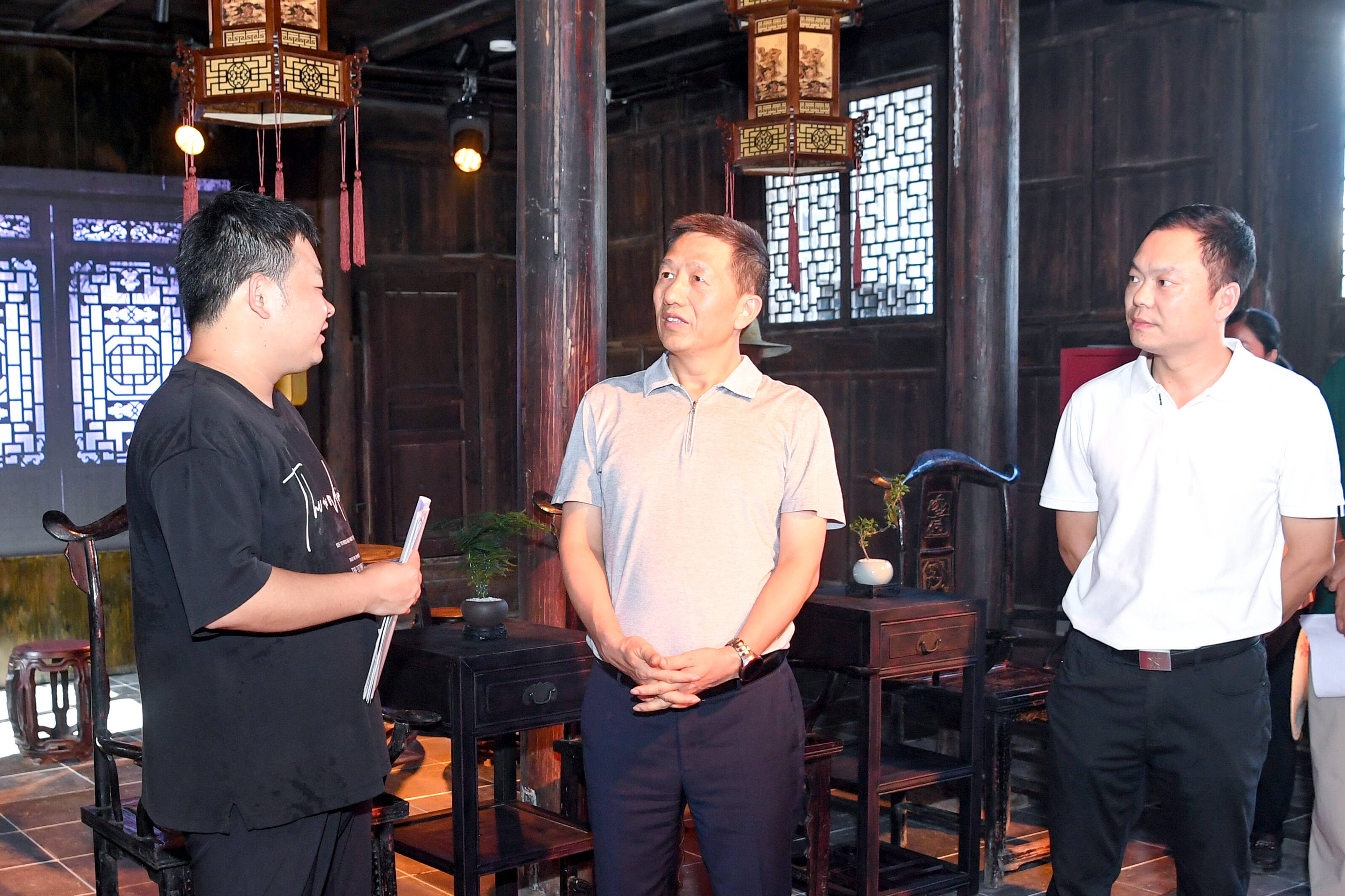 许忠建专题调研城市品质提升项目和重点文旅项目建设