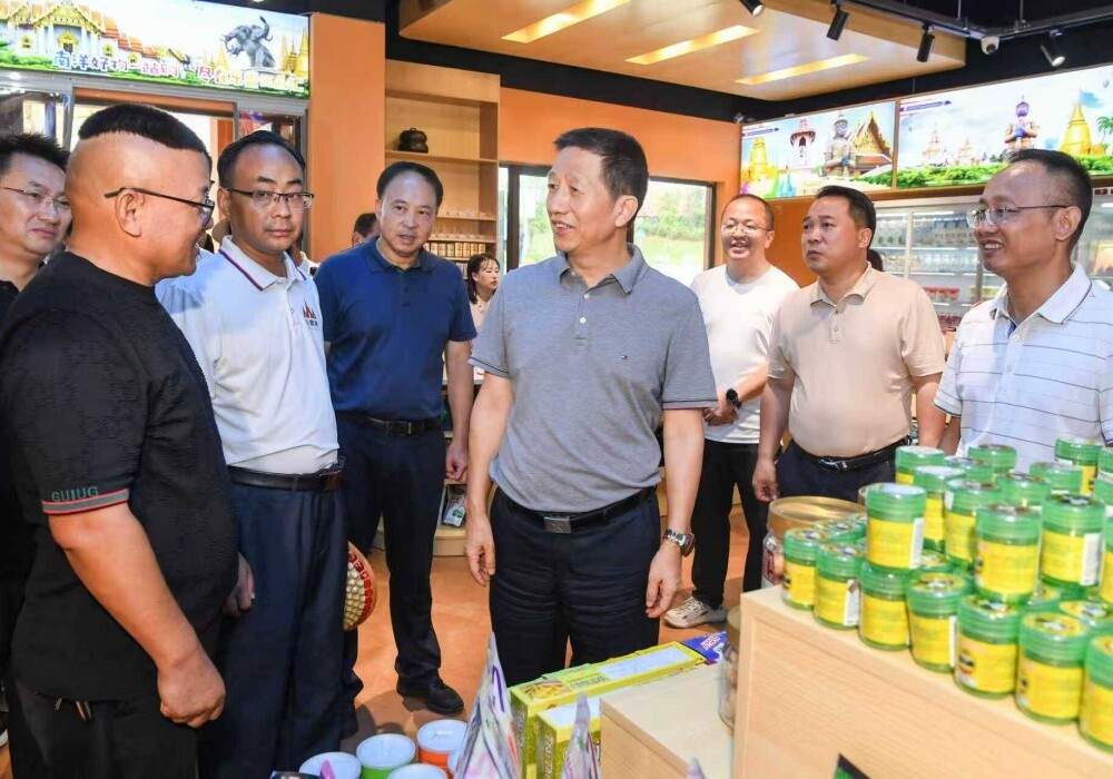 许忠建专题调研重点文旅项目和城市品质提升项目时强调 注重细节求完美  打好扫尾攻坚战